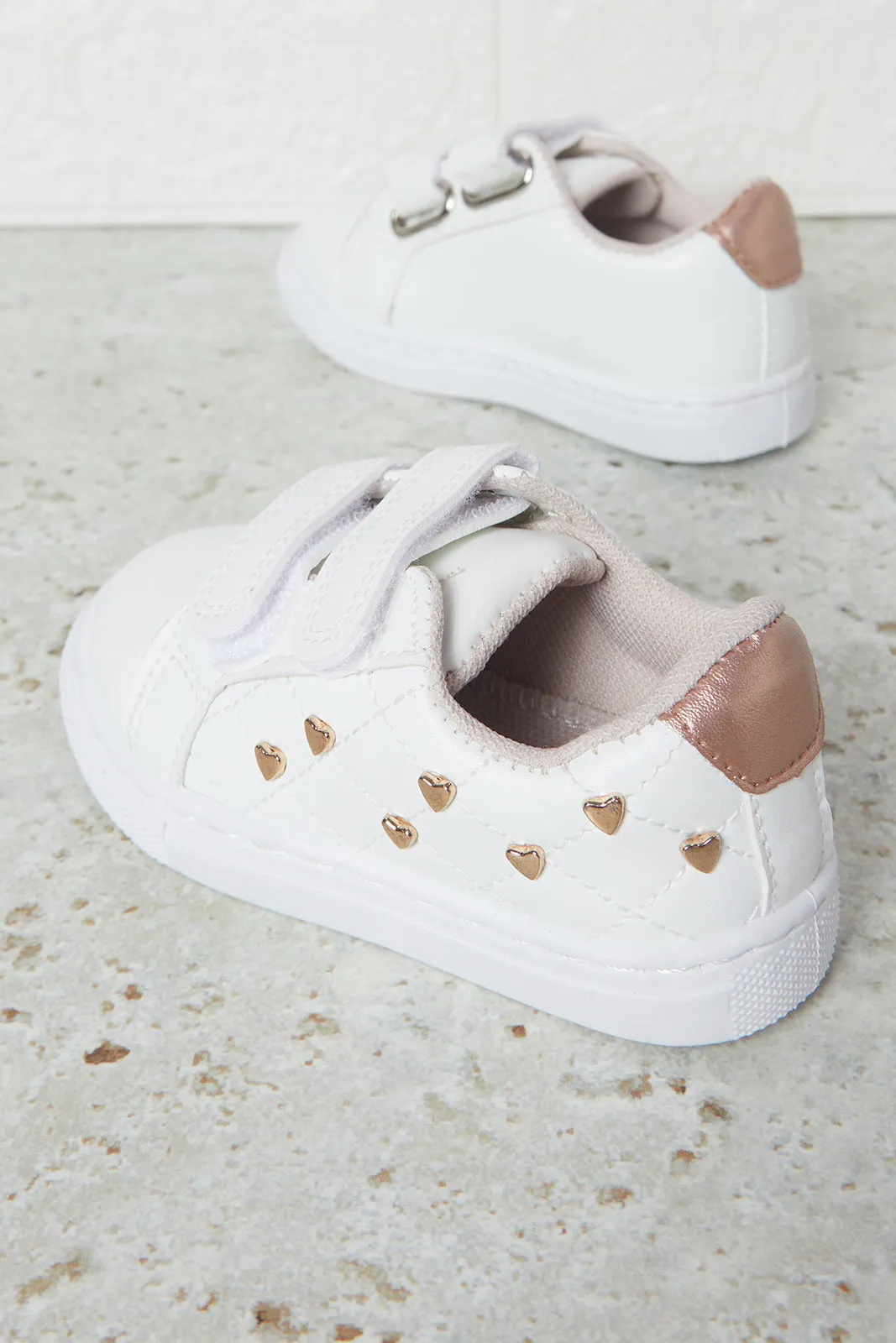 Infant Girls White Embellished Studs Sneakers