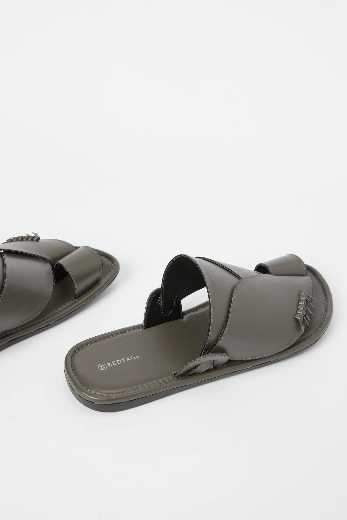 Men Grey Plain Traditional Sandal