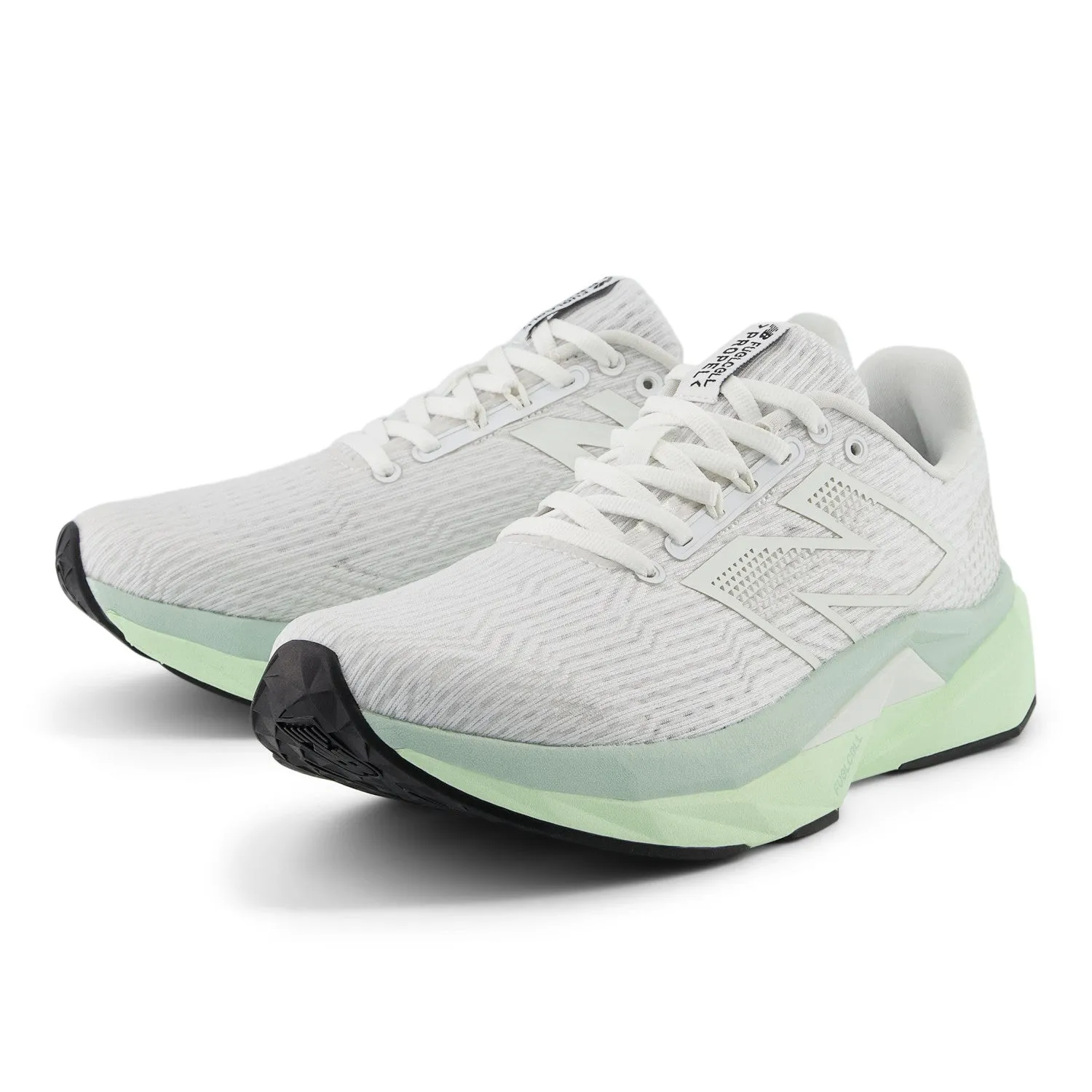 New Balance FuelCell Propel v5 Women's (WFCPRCM5)