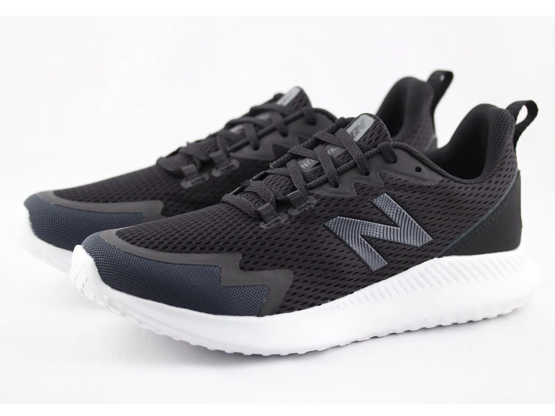 New Balance Mens MRYVLLB1 (2E Width)