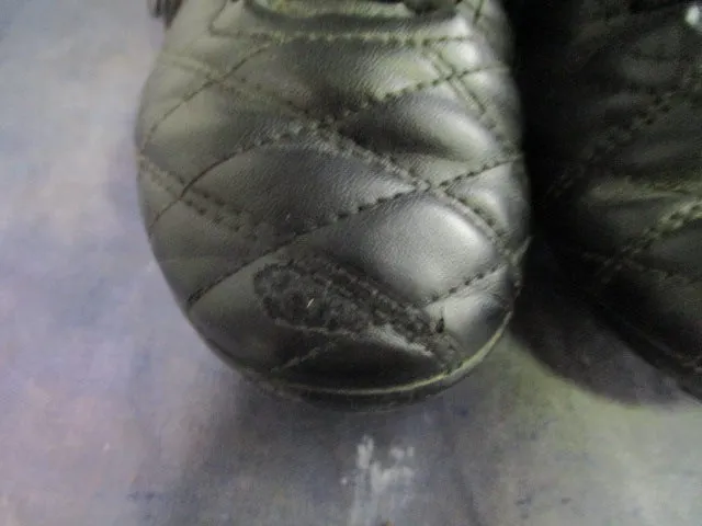 Used Charly Soccer Cleats Size 2