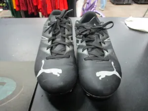 Used Puma Attacanto Size 5 Soccer Cleats