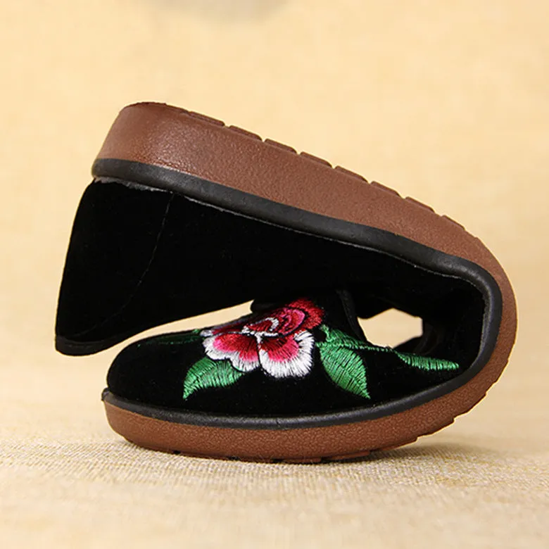 Women's Flat Black Soft Bottom Dance Hotel Canvas Shoes