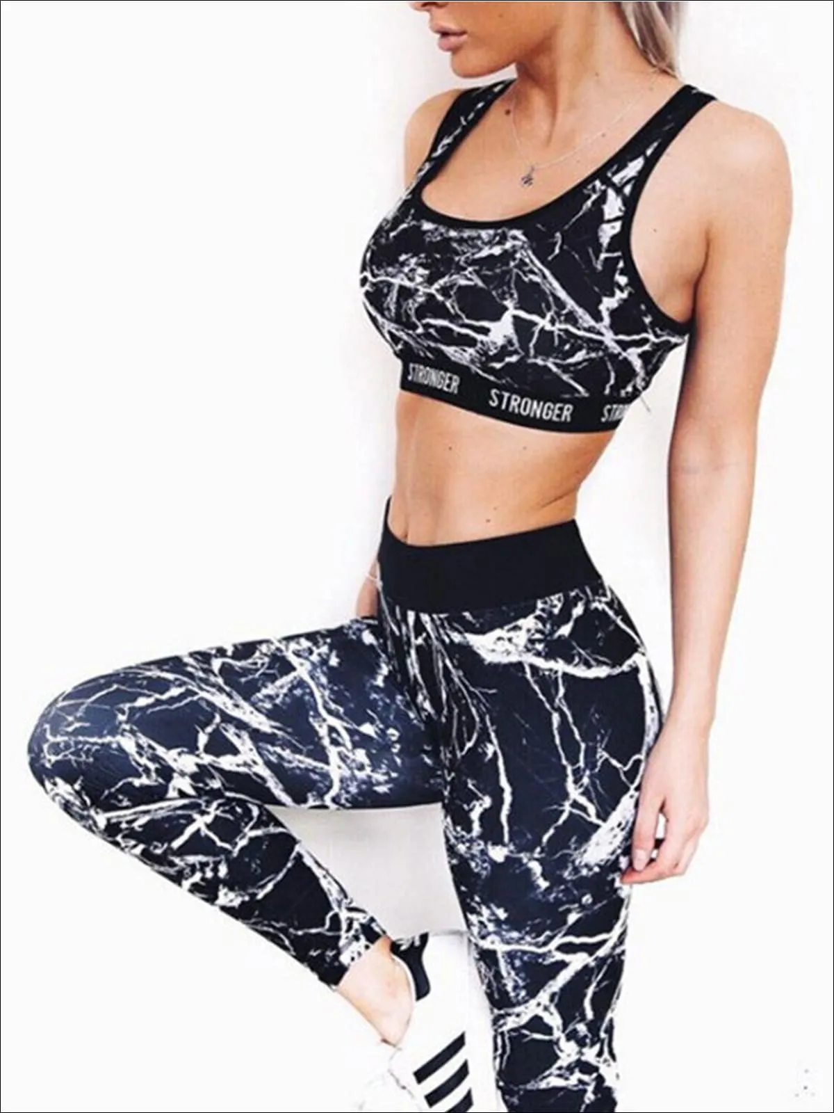 Women's Marble Print Banded Sports Bra And Matching Legging Set